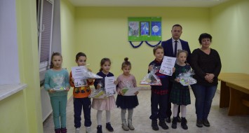 Konkursu Plastyczny pn. "Kartka Bożonarodzeniowa"