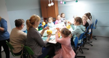 Wyjazd do Fabryki Bombek Armar w miejscowości Bębło