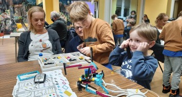 Zajęcia programowania robotów RoboSen zakończone