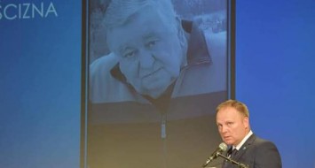 Odznaka Honorowa Starego Sącza dla Pana Józefa Puścizny 
