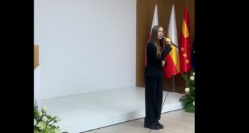 Występ Aleksandry Talar na Uroczystej Sesji Rady Powiatu